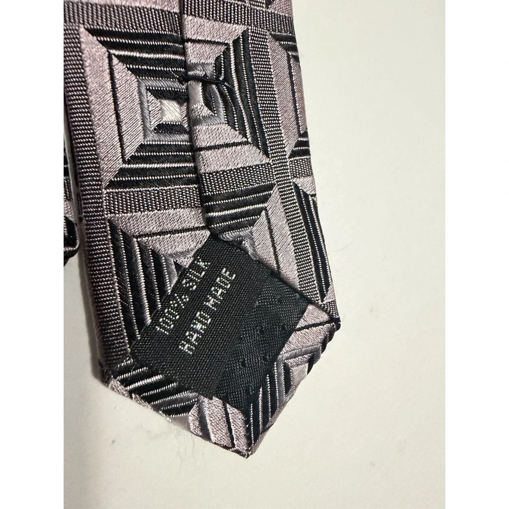 Screenplay by Martin Wong Mens Silk Tie Silver Grey Black Geometric Squares 4in